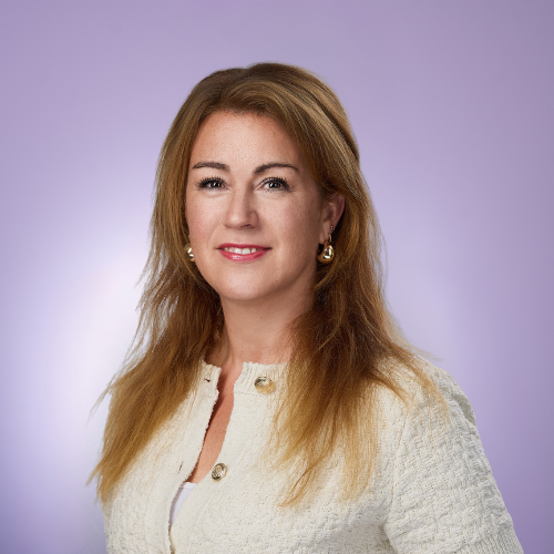 Elise van Ee, Chef Communications